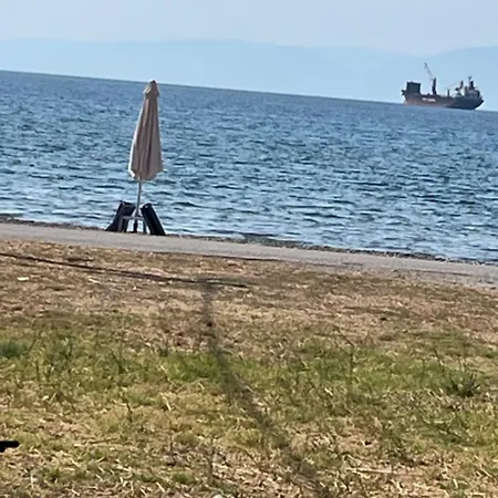 Sea View *